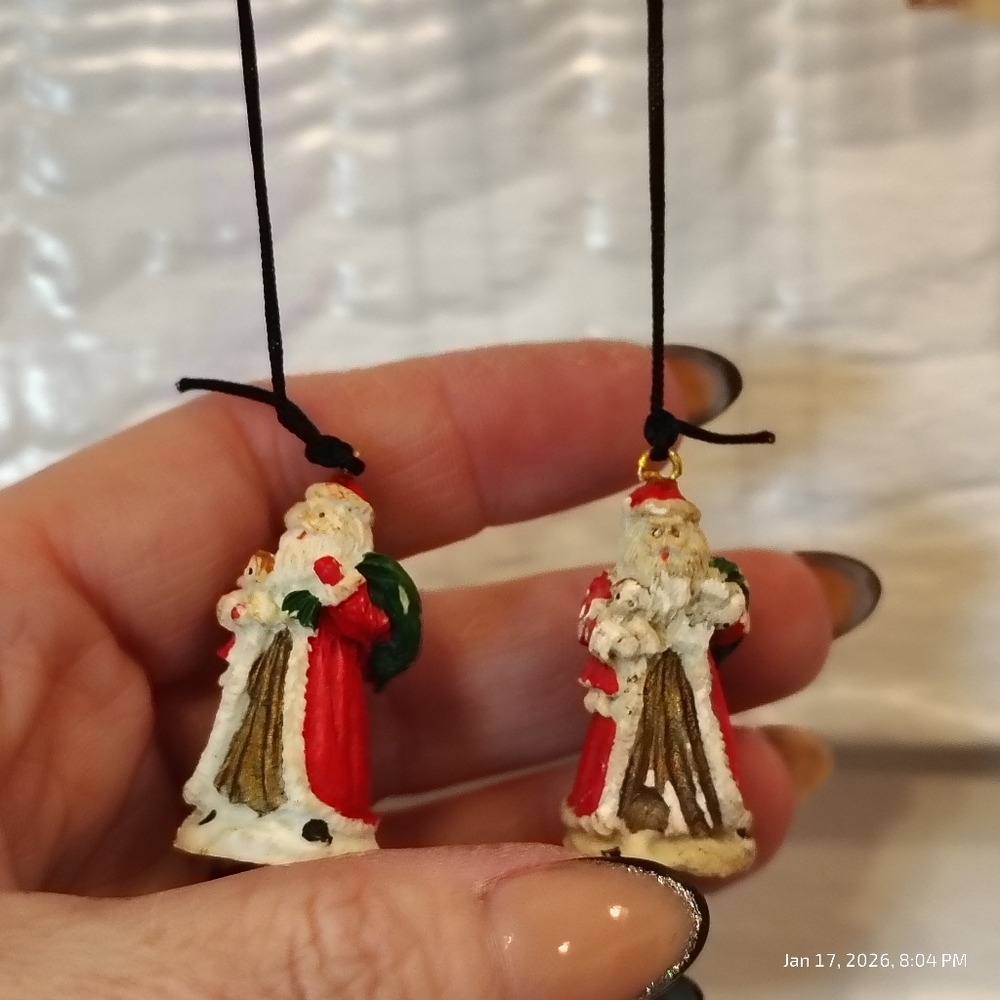 VINTAGE SANTA ON TRAIN WIND CHIMES CHRISTMAS SANTA EXPRESS HAND PAINTED - Picture 3 of 6